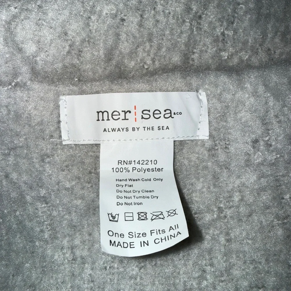 Mer-Sea & Co Scarf Women OS Gray Ombre Excellent Fringe Oversized Wrap Knit
